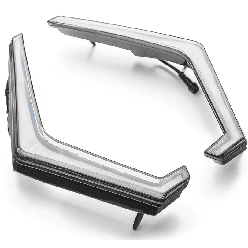 5150 Whips Rzr Fangs (White)